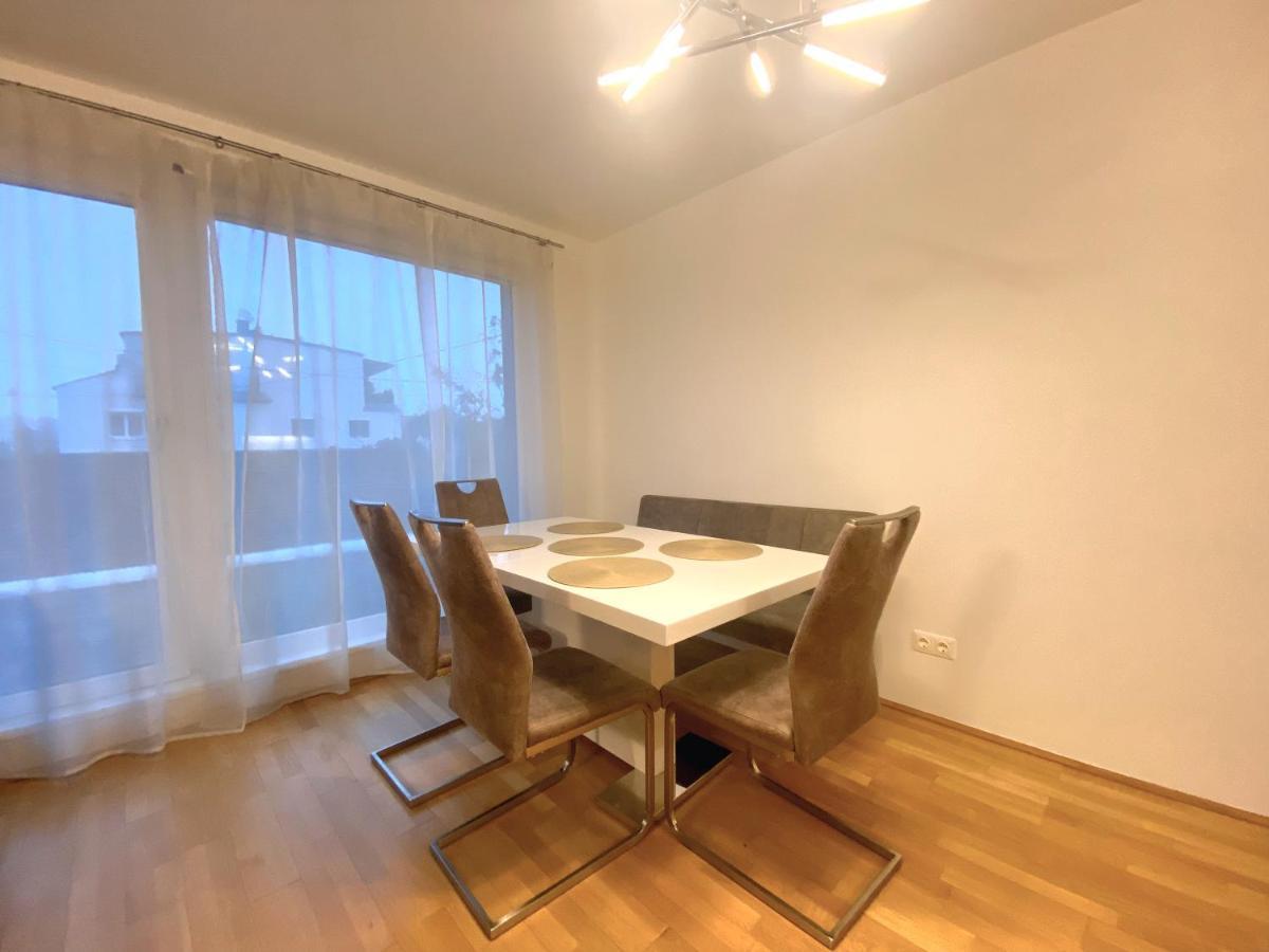 Near Lake Spacious & Furnished Beautiful Apartment Wiedeń Zewnętrze zdjęcie