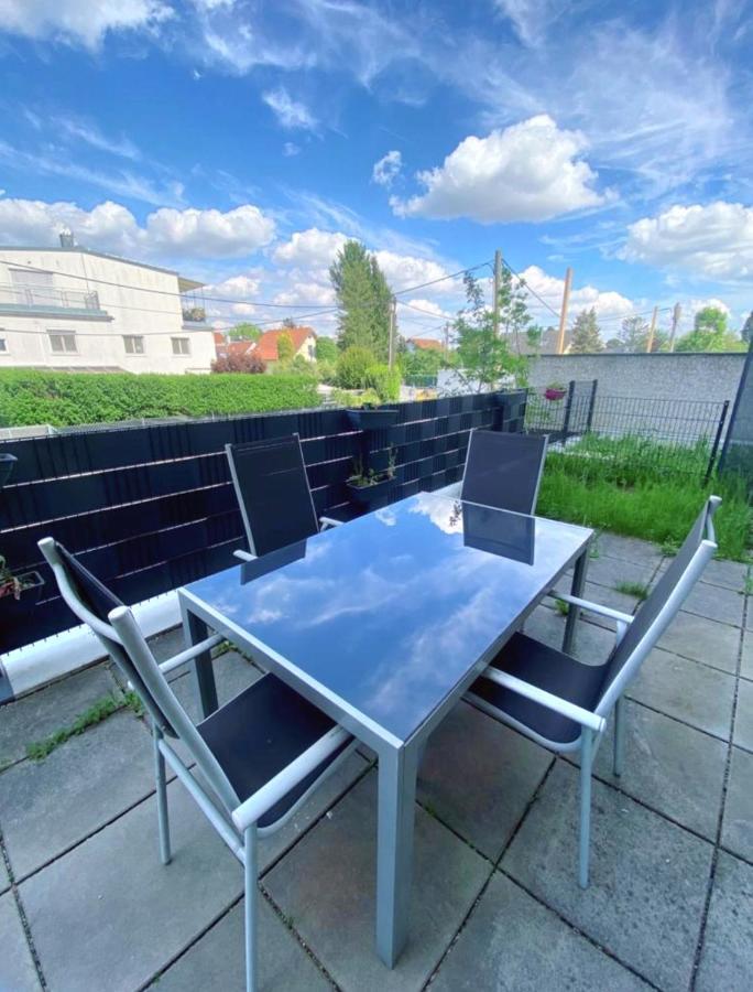 Near Lake Spacious & Furnished Beautiful Apartment Wiedeń Zewnętrze zdjęcie